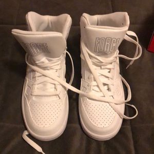 Brand New White Nike Sneakers